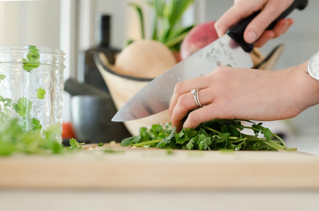 beginner cook chopping vegetables
